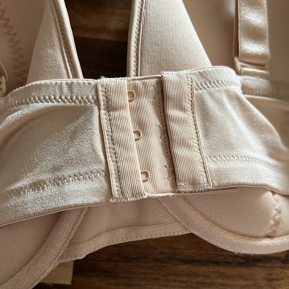 Embellished plunge underwire Wonderbra size 44DDD - Picture 5 of 9